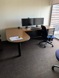[#E6-87] L-shaped w/hutch - Steelcase 9000