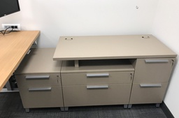 [#D20-8] office desk returns