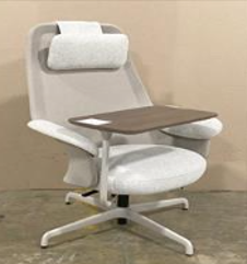 [#B12-74] Teknion, Aarea Conference Chair w/ Table, Headrest, 4-Star Base, Glides, 33Wx33D

STOCK IMAGE
