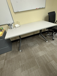 [#C8-41] Folding Table
