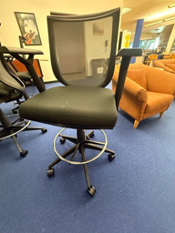 [#B13-104] Tall Rolling Chairs