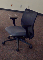 [#B13-3] Task chair w/arms