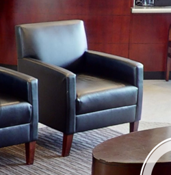 [#B12-5] Black lounge chair