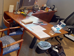 [#E6-4] L-shaped desk