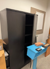 [#D21-43] STORAGE CABINET