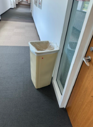 [#G4-76] TRASH CAN