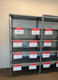 [#D14-90] METAL SHELVES