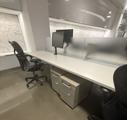 [#B2-4] 4 person benching stations with mobile peds