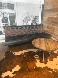 [#B7-6] Distressed Leather armless couch