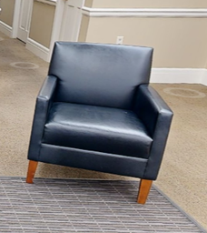 [#B12-7] Black lounge chair