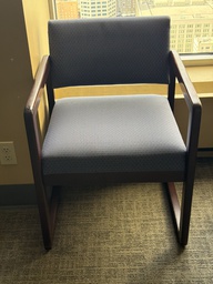 [#B9-33] GUEST CHAIRS