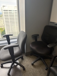 [#B13-48] DESK CHAIRS