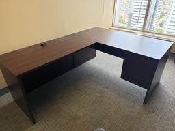 [#E6-68] 70x60x30 L SHAPED DESK