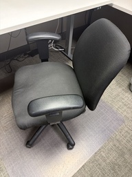 [#B13-181] DESK CHAIR