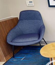 [#B12-4] Blue lounge chair