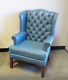 [#B5-11] Blue conference chair