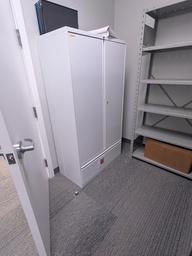 [#D20-5] Storage Cabinet