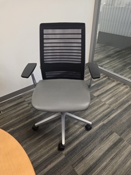 [#B13-11] Chair