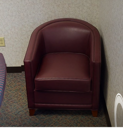 [#B12-1] Red lounge chair