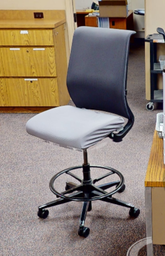[#B12-8] Teller task chair