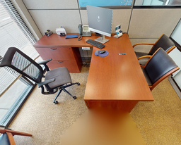 [#E6-3] L-shaped desk