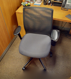 [#B13-3] Task chair with arms