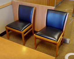 [#B9-4] Black guest chair