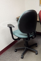[#B13-15] Green Task Chair