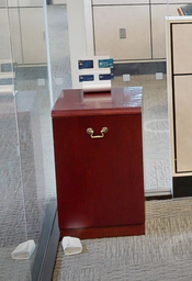 [#D5-10] Credenza