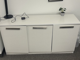[#D5-9] Credenza white