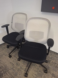 [#B13-4] Task Chairs - Black &amp; White