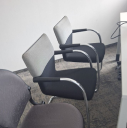 [#B8-14] Guest Chairs Two-Tone