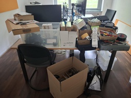 [#B8-26] Guest Chairs