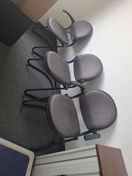[#B13-185] Chair