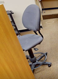 [#B12-8] Teller task chair no arms