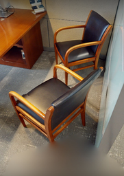 [#B9-5] Guest chair