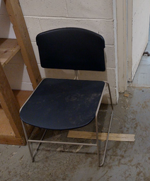 [#B4-10] Cafe chair