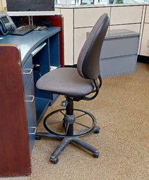 [#B12-20] Teller task chair no arms