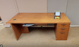[#E3-5] 1 ped Desk
