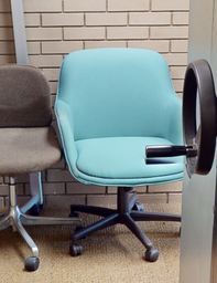 [#B13-9] Sky task chair w/arms