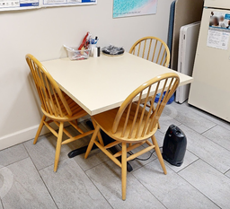 [#B4-6] Cafe chair