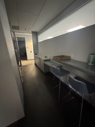 [#B1-52] Bar stools