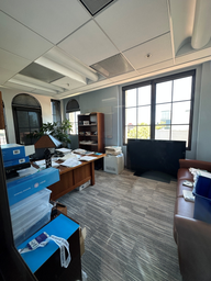 [#E2-135] Desk