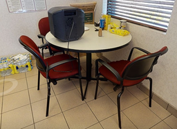 [#B4-5] café chair