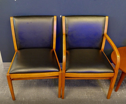 [#B9-4] Black guest chair