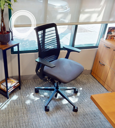[#B13-4] Task chair, with arms