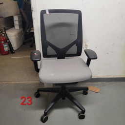 [#B13-23] Black Mesh with Gray Cushion Task Chair