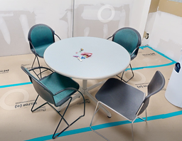 [#C4-16] Round meeting table