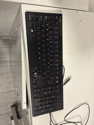 [#H8-17] Logitech Keyboard