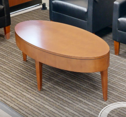 [#C3-10] Oval coffee table